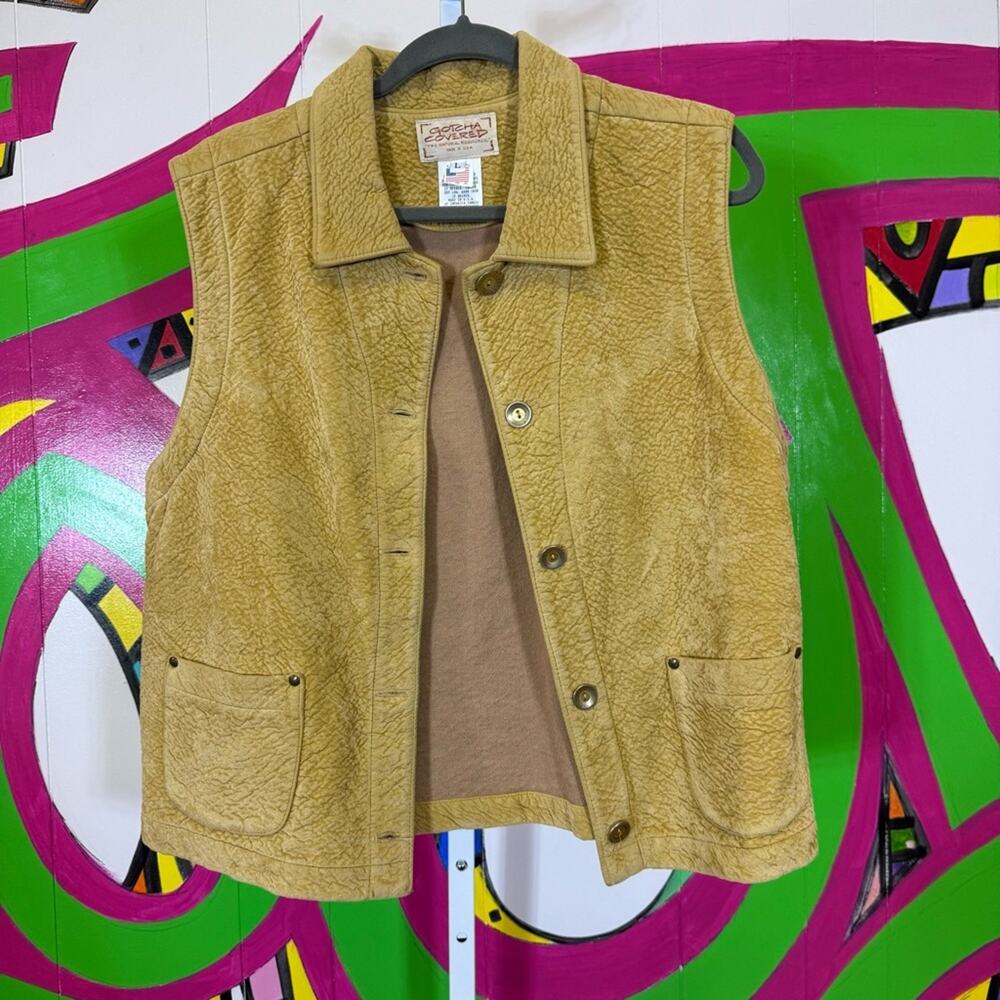 Gotcha Covered, Faux Leather Textured Tan Vest. Size Large. In excellent cond!
